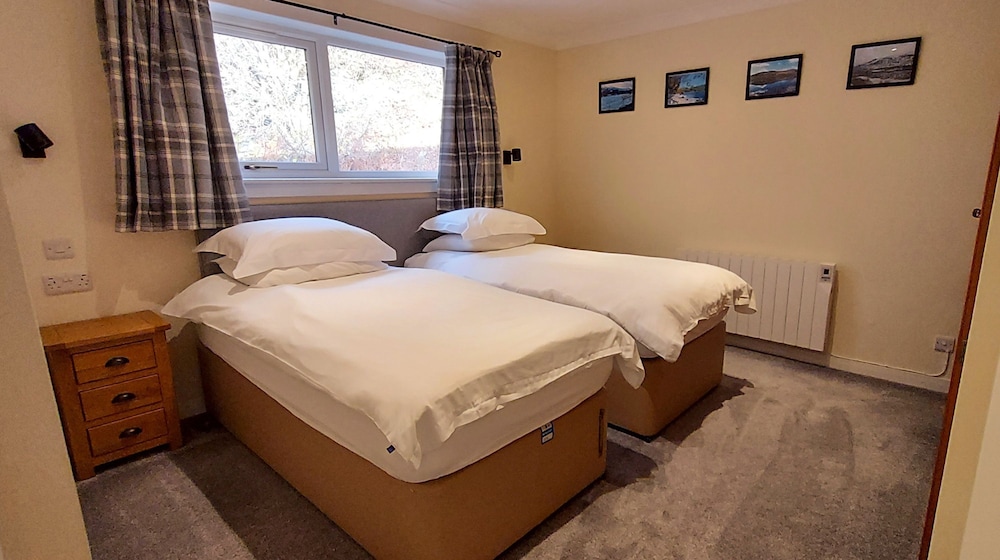 Loch Rannoch Highland Club Red Deer Lodge 08