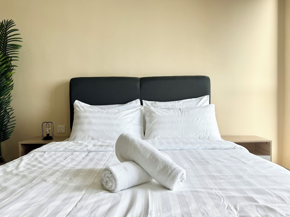 Alinea Suites