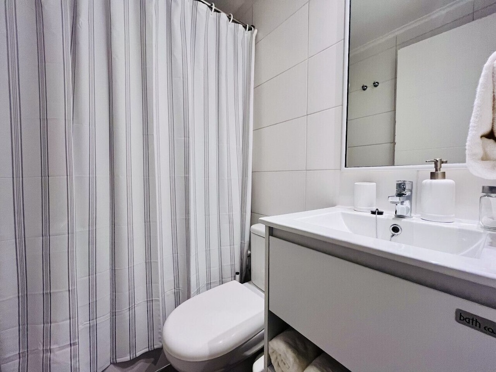 Urban Yungay Santo Domingo Home Office Laundry
