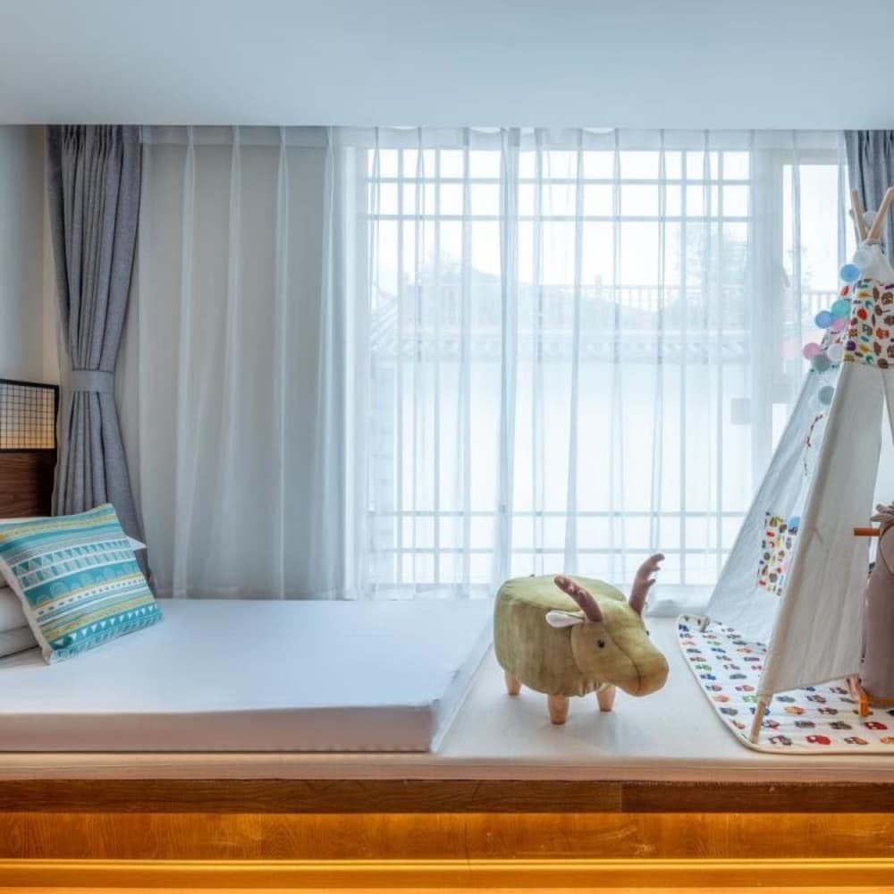 Floral Hotel · Nameiju Lijiang