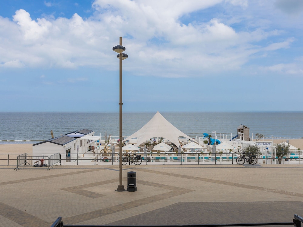 Beautiful Apartment With Direct sea View