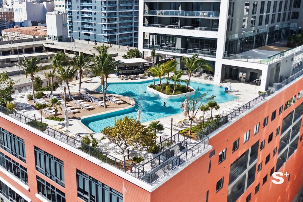 Miami Luxury Studio With City View