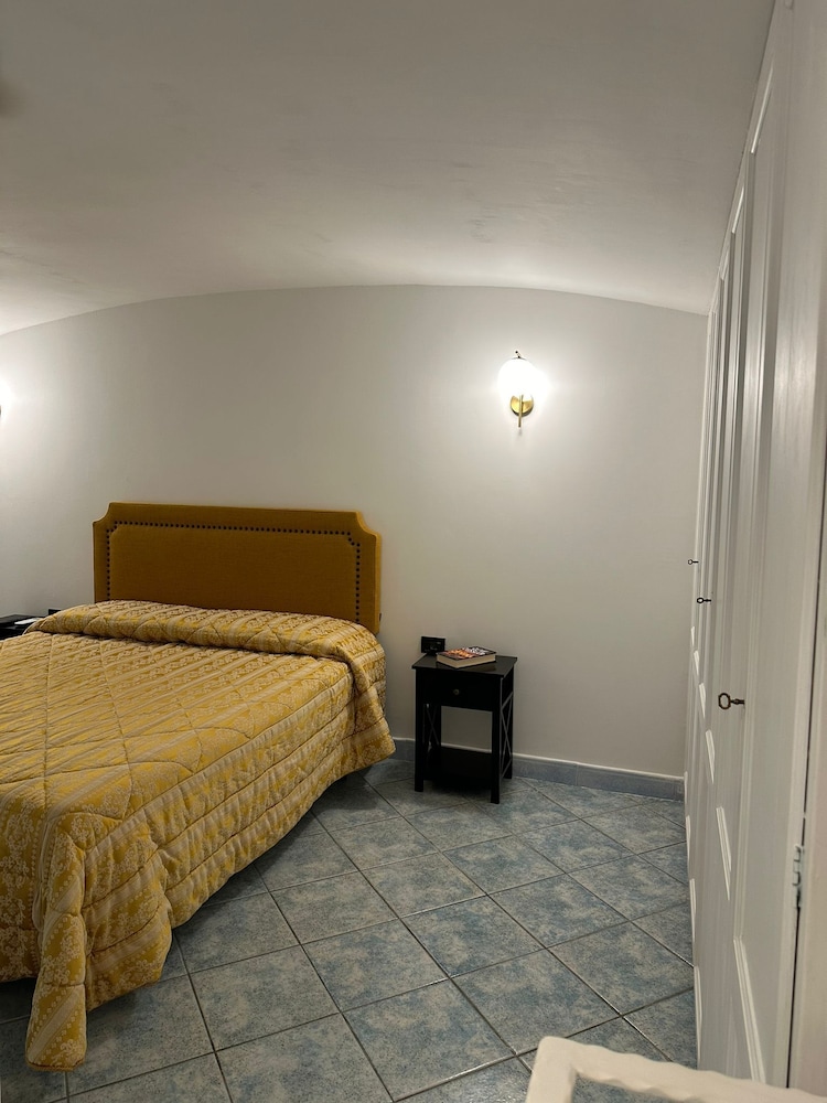 B&B Napoli La scalinata di Chiaia