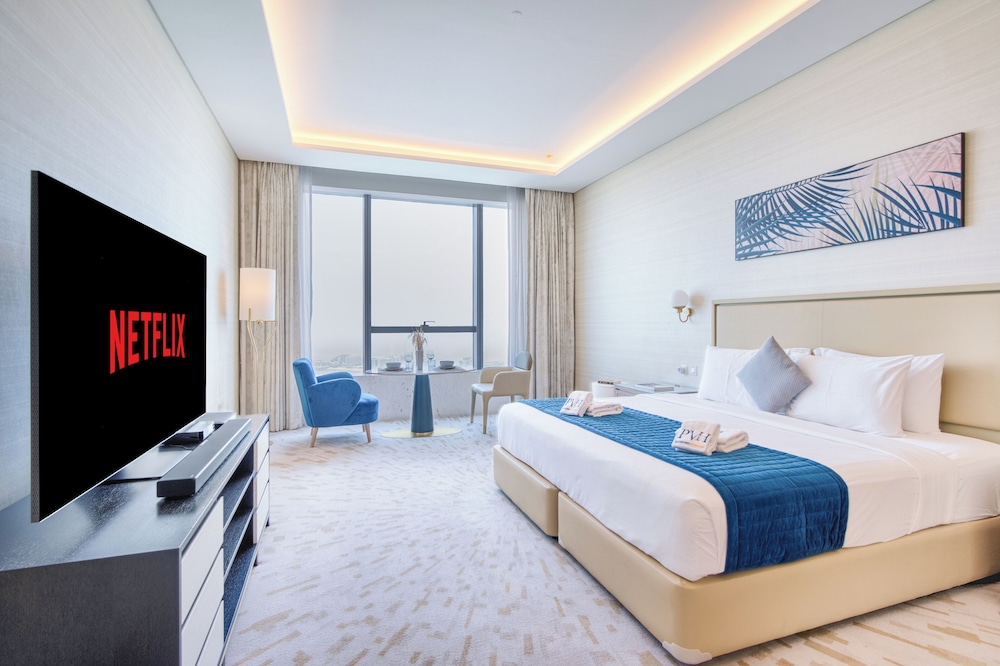 PVH - Modern Studio - Palm Tower