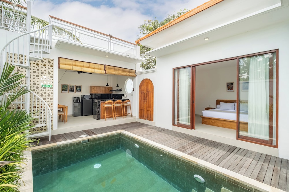 Serene Tropical 2BR Villa in Nyanyi with Private Pool