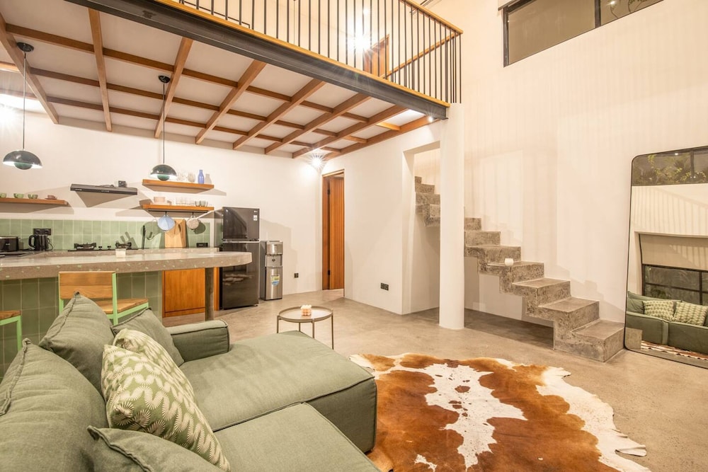 ULU Folie 1BR Loft in Pecatu