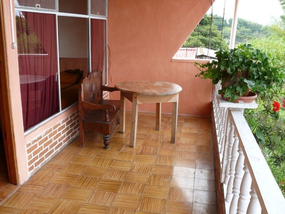 Panajachel Vacations - Hotel Playa Linda - Property Image 5