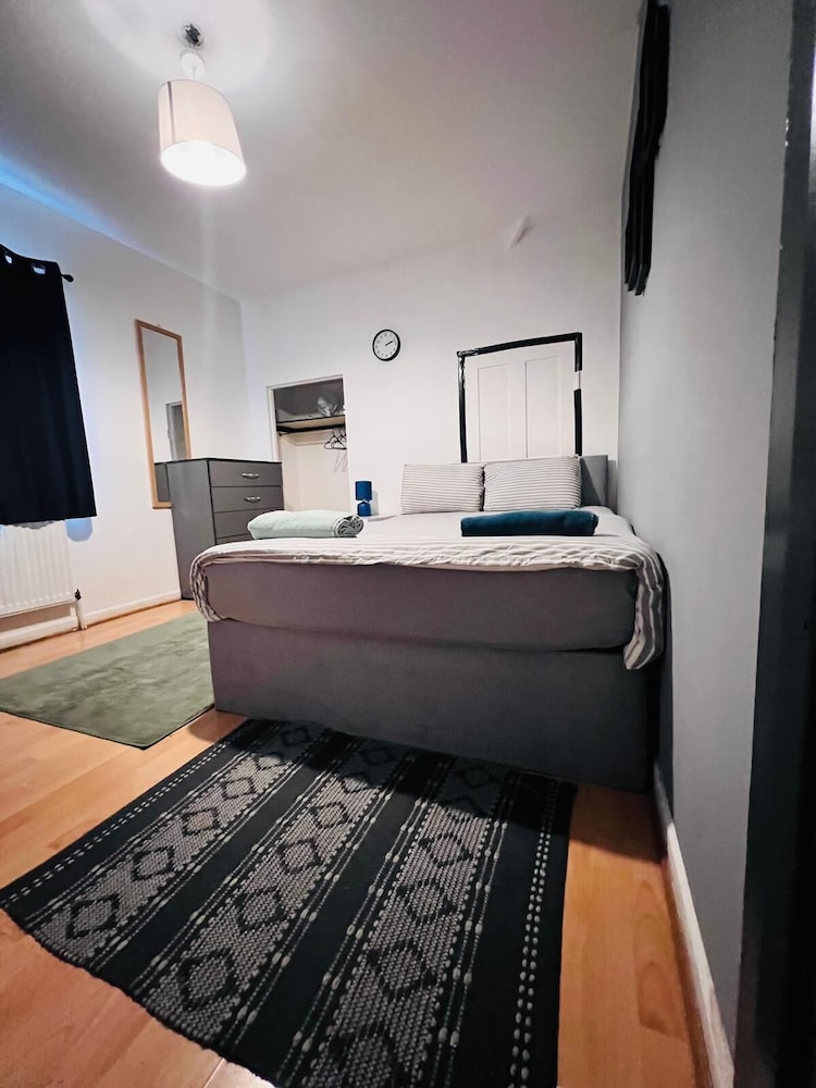 London E1 Hostel