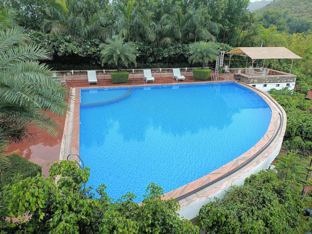 The High Garden Resort