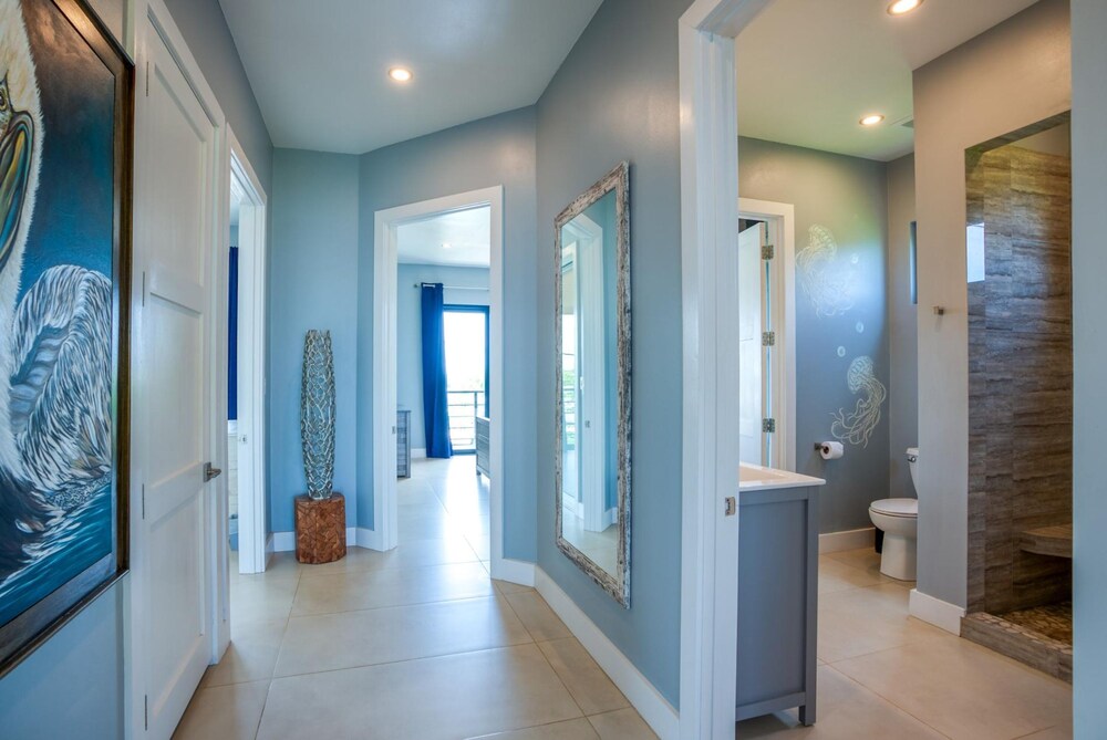 Oceanfront Sunset Gecko Condo - Ground Floor 1A