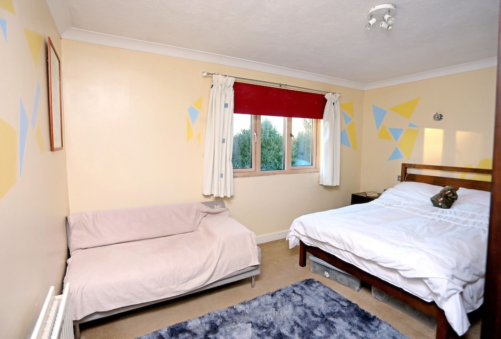 Picturesque Family Hideaway Chipping Ongar Essex