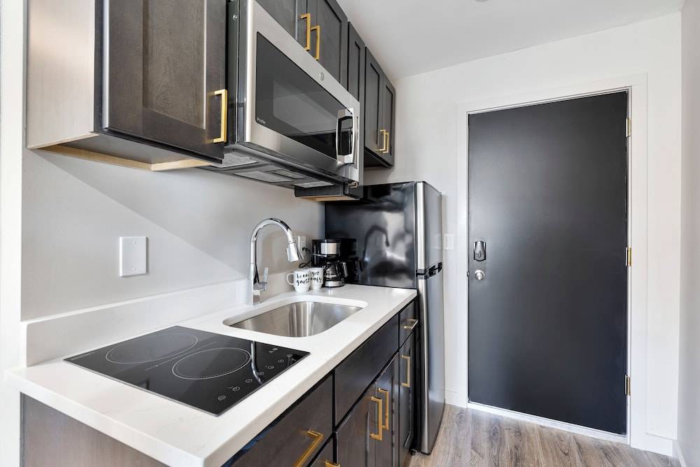 Cottage Suites