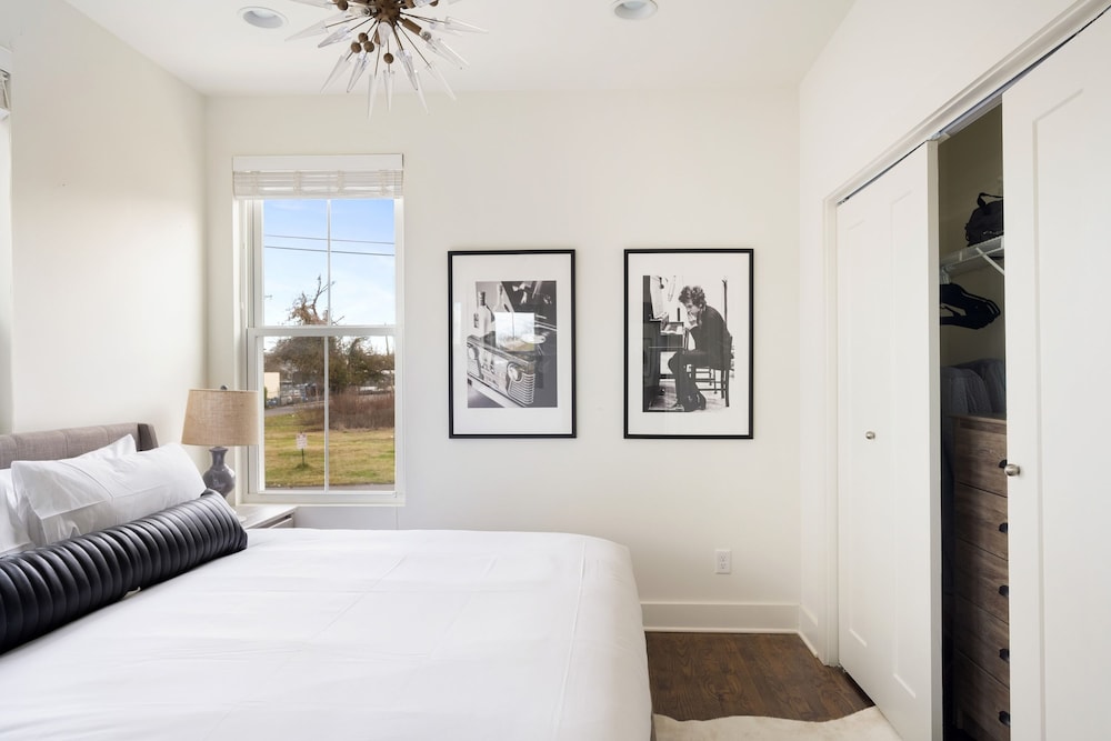 Hart Suite 3 by Avantstay Gorgeous Town House w Modern Amenities in Nashville