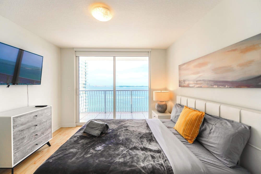 Chic Brickell Condos – Prime Location