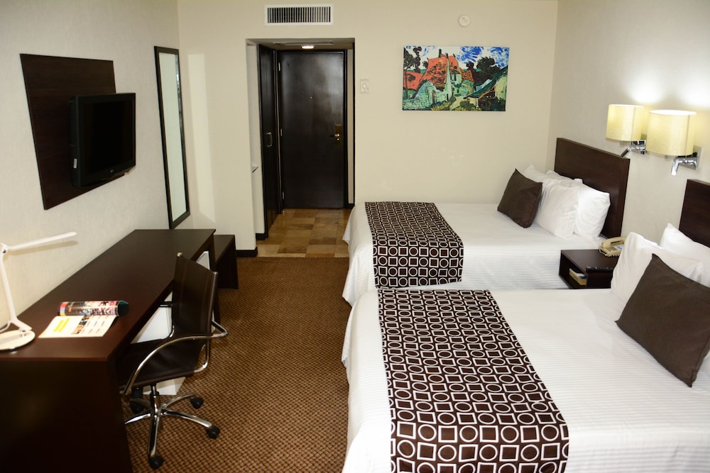 Culiacan Vacations - Wyndham Executivo Culiacan - Property Image 4