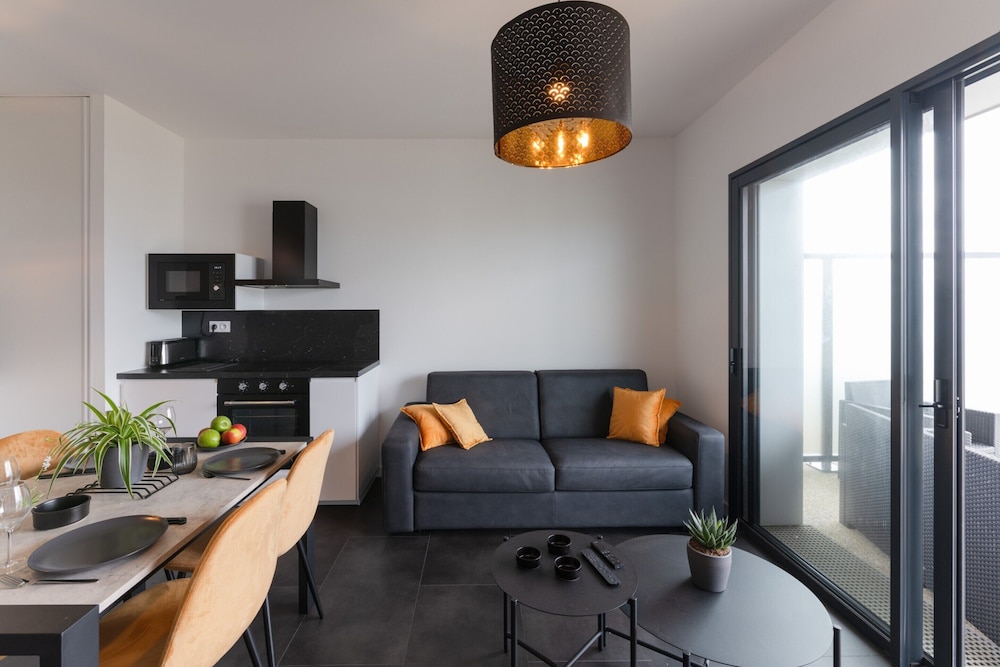 Apartment in Porspoder Near Plage du Bourg