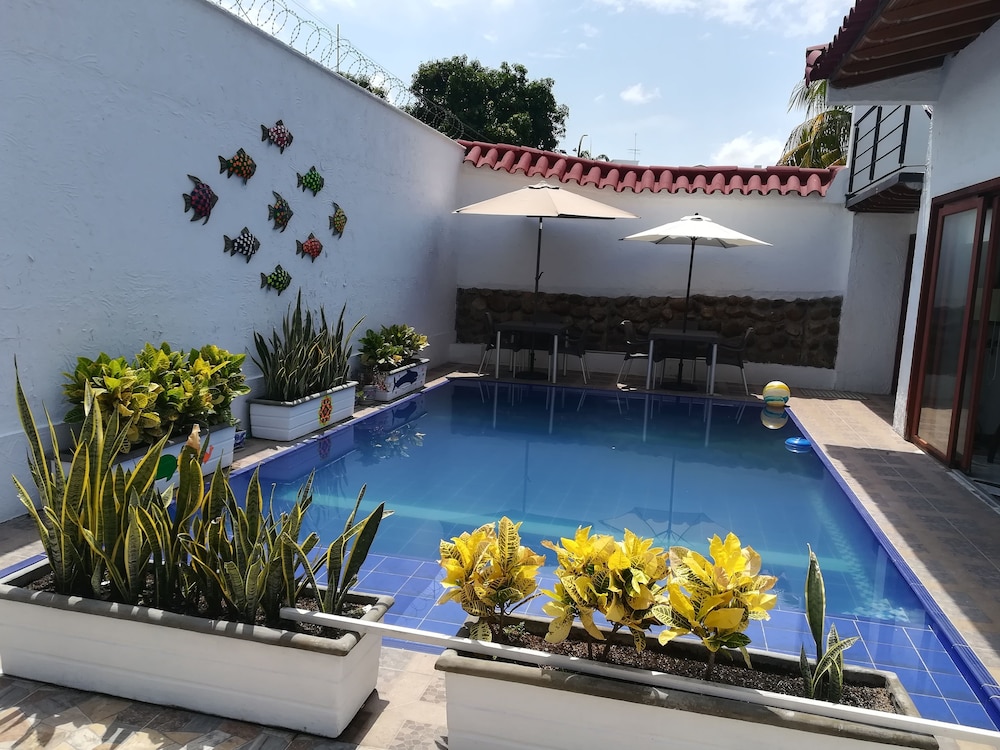 Hotel Casona de los Pinto - Image 1