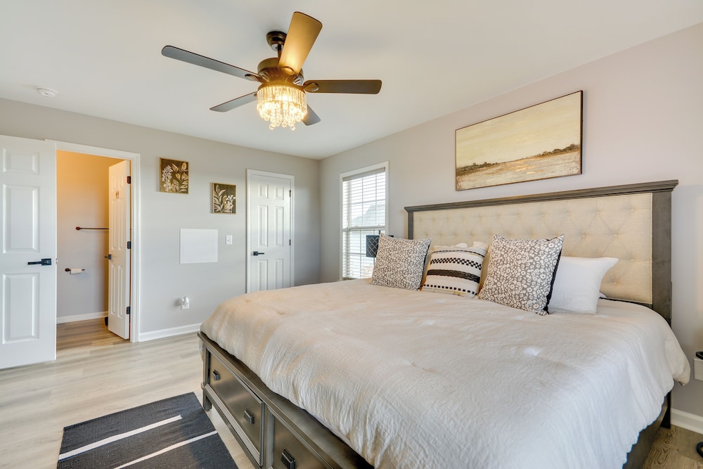 Easy Access to Dtwn: High Point Condo