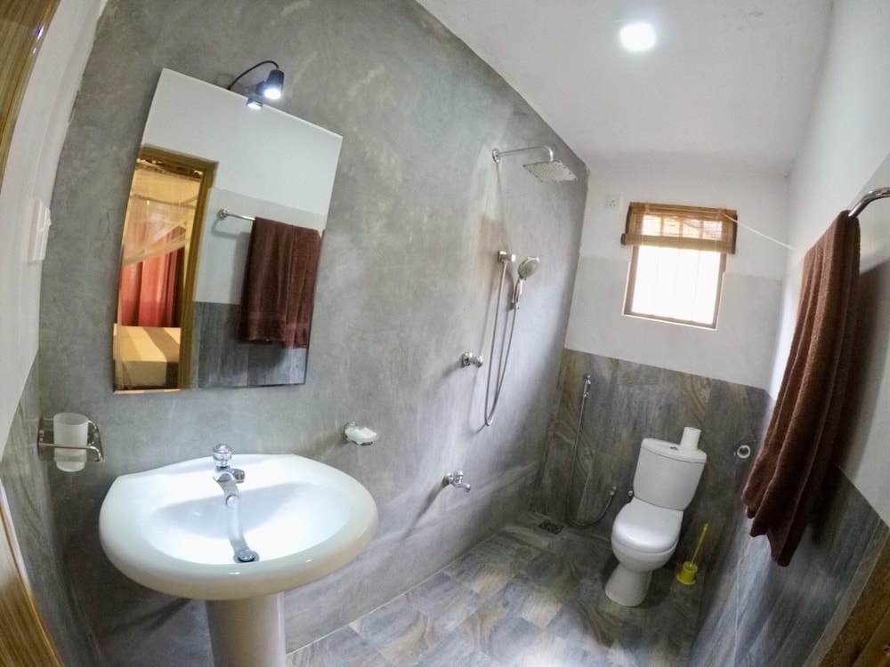 Sasen villas - Polhena Beach