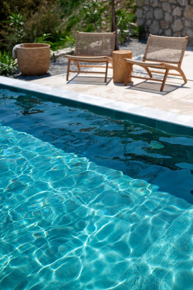 Massari Hills- Villa Nobu 4