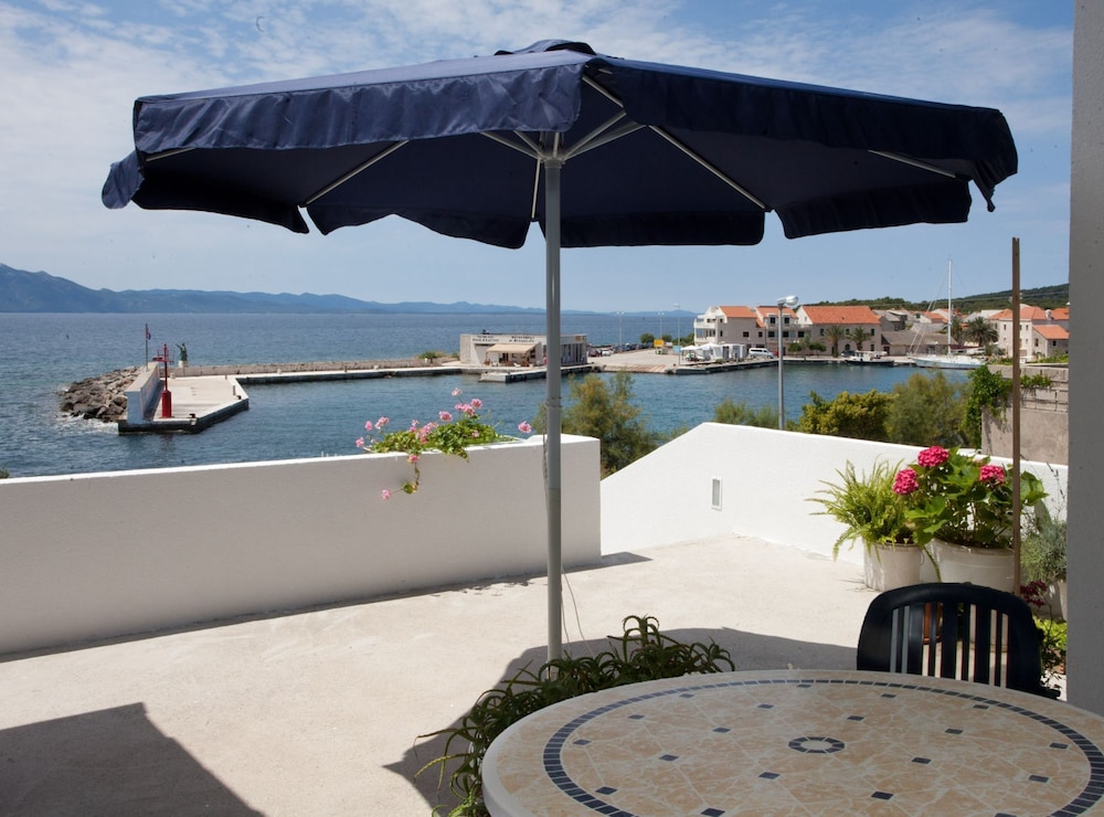 Apartments Toplak
