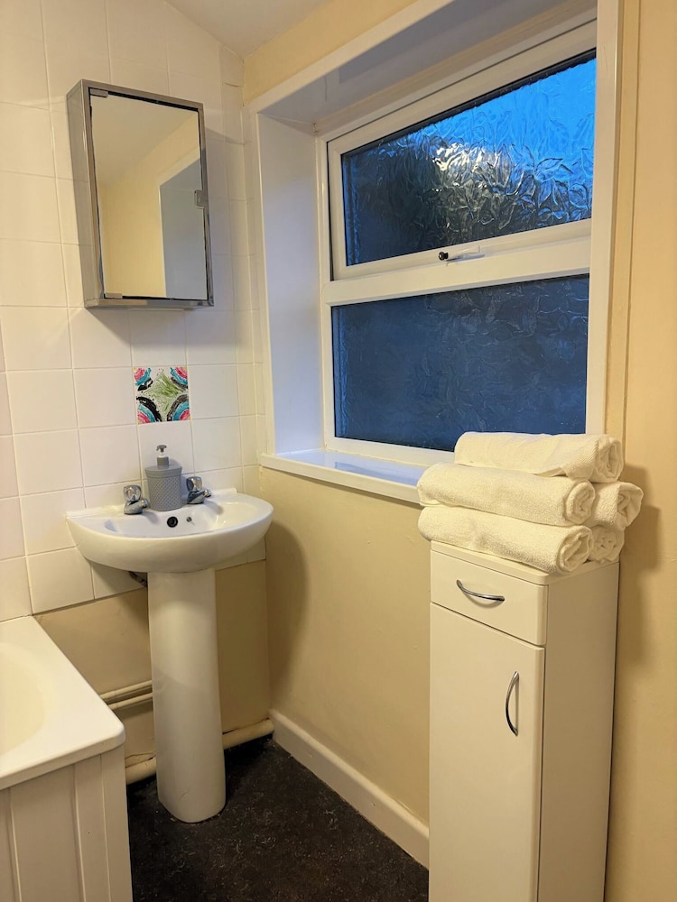 Stylish 2 Bedroom Apartment in Havant