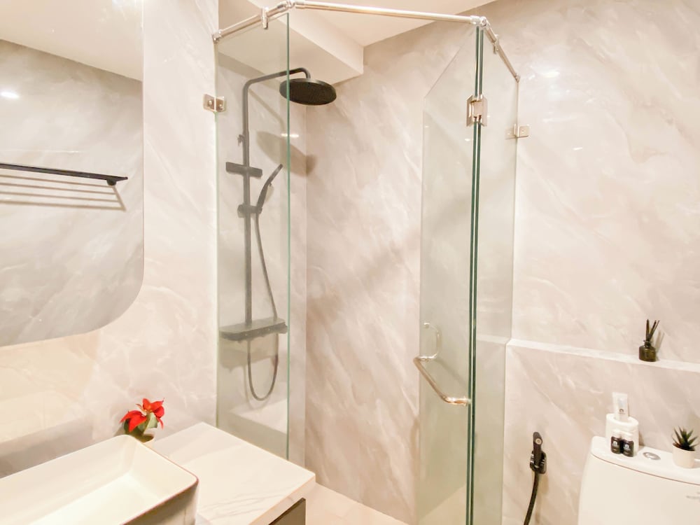 Best Choice 1Br With Extra Room Apartment Thamrin Residence