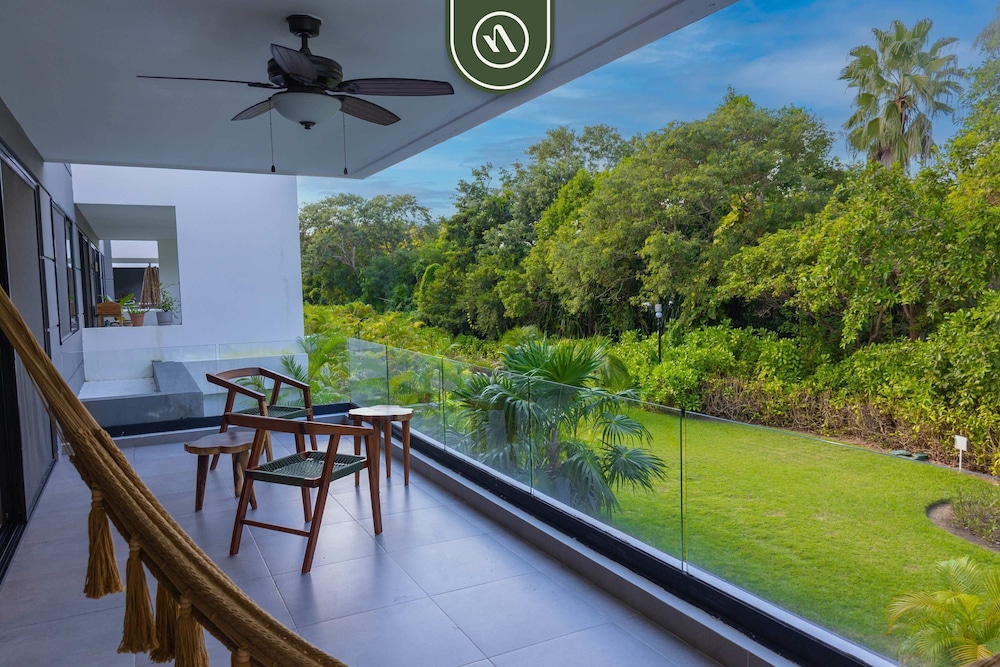Nick Price Residences A 206