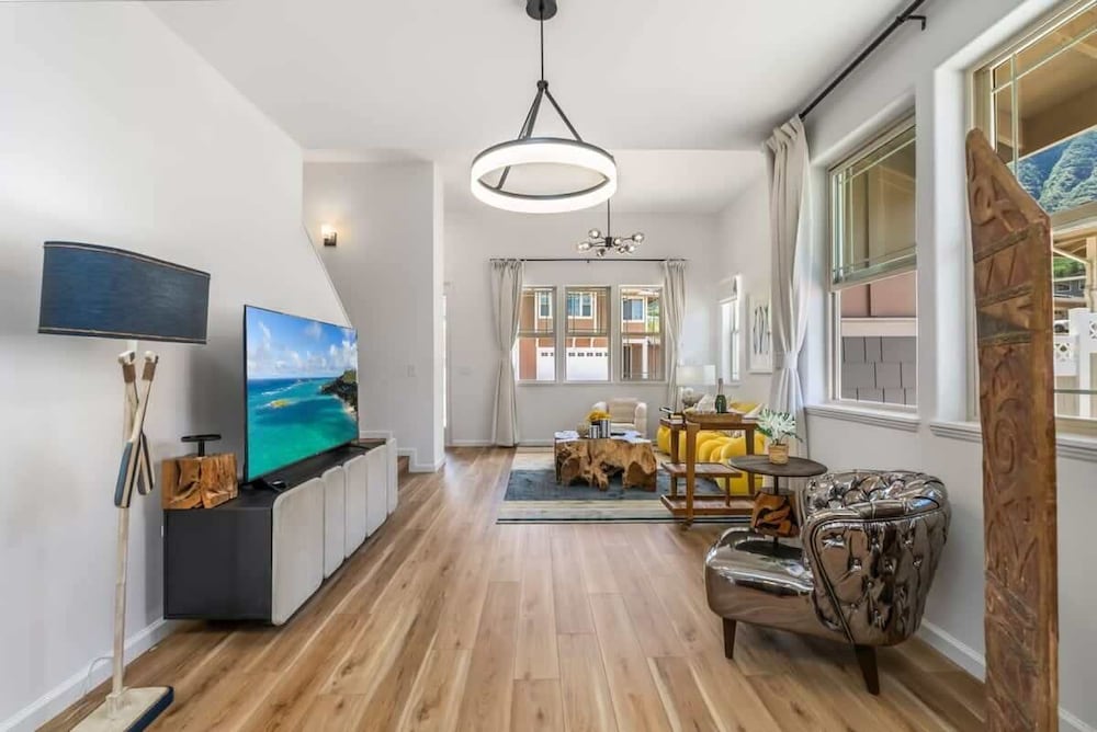 @ Marbella Lane - Stylish House + Impressive Views