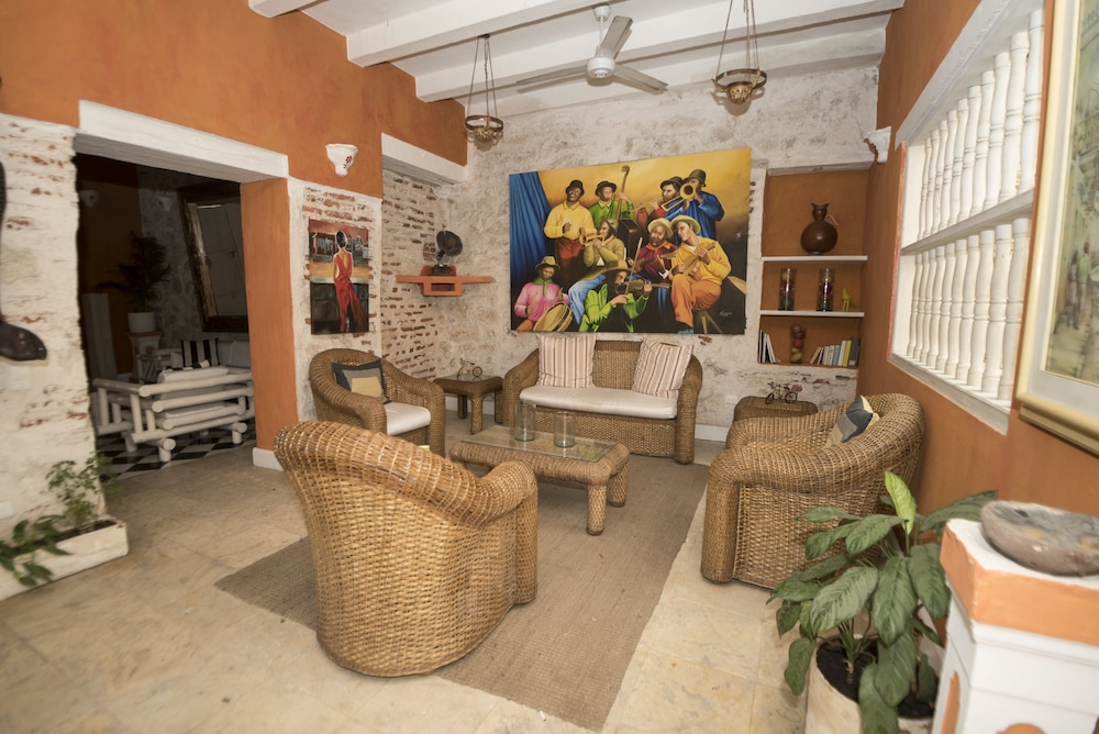 Casa Santo Domingo By Nomad Guru