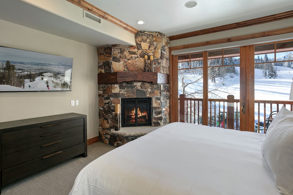 504 - Five Bedroom Penthouse Grand Lodge 5 Condo