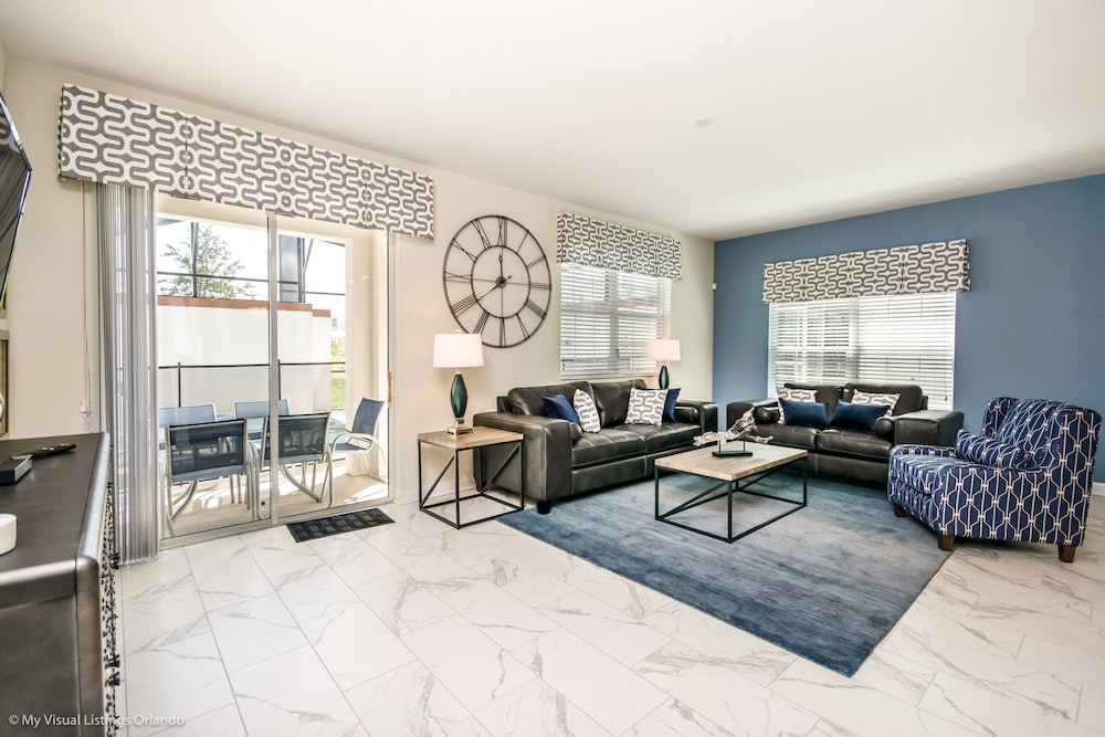 8917stin New Luxury Furnished 5 Bedroom 4 Bathroom - Image 4