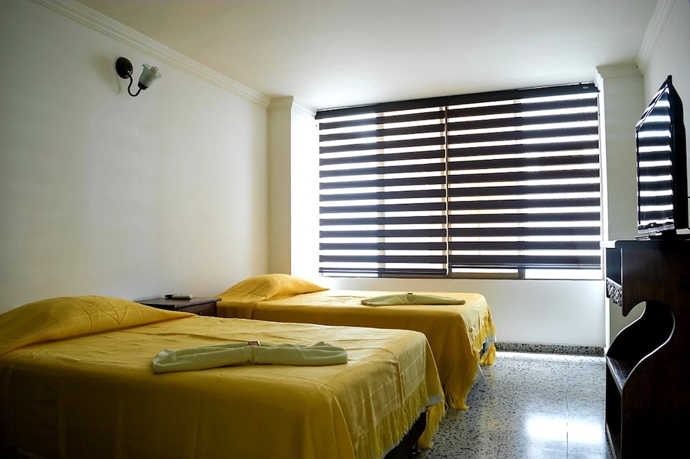 Hotel El Flor Amarillo - Property Image 14