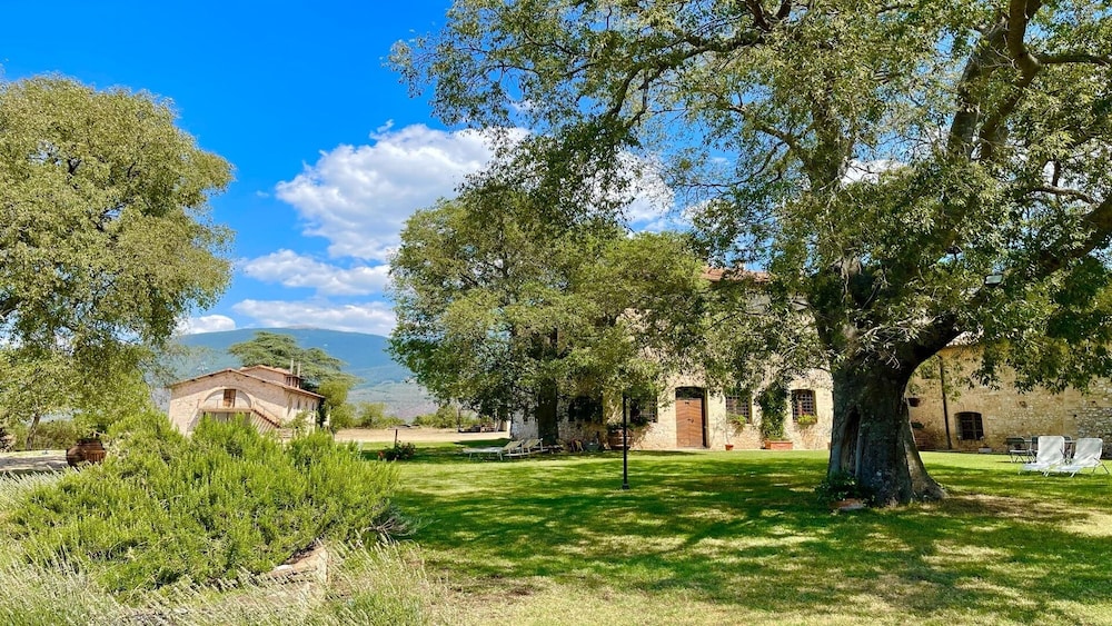 Beautiful Exclusive Pool Villa - Close to Spoleto bar Shops, Restaurants - Property Image 46