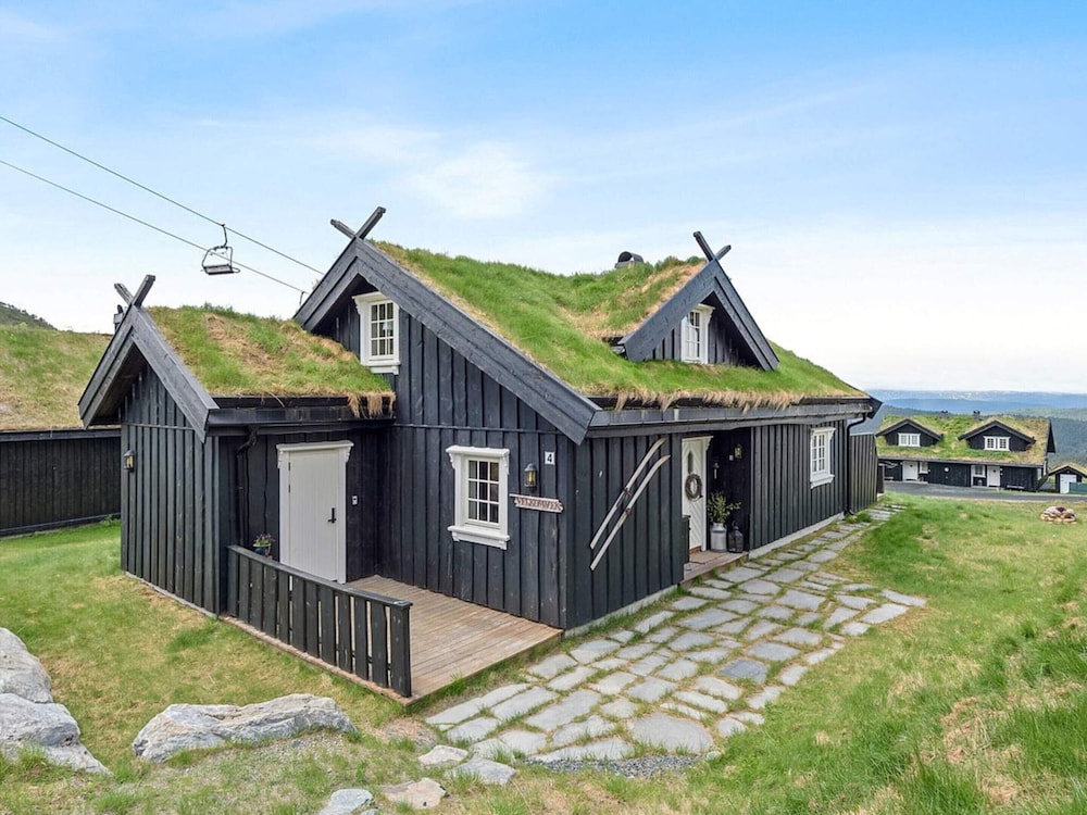 9 Person Holiday Home in Rauland
