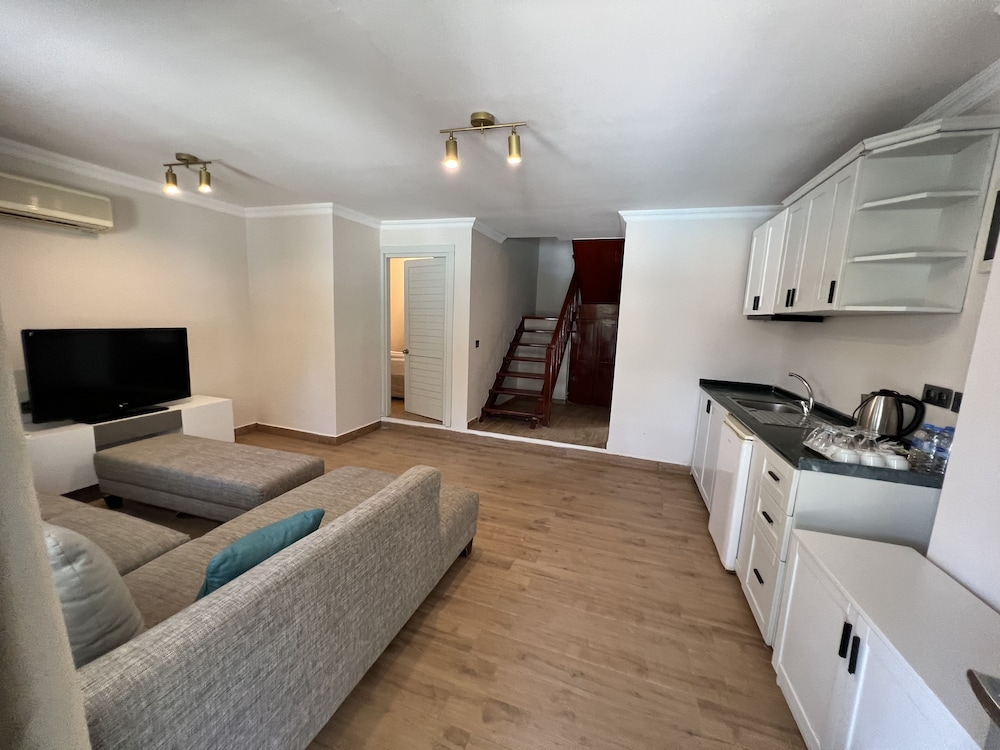 Moonshine Otel & Süitler - Image 21