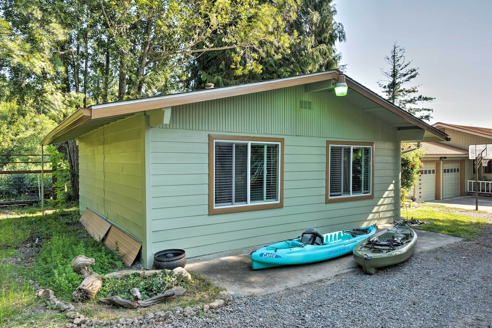 Quaint Riverside Reprieve w/ Kayaks + Floats! view 4