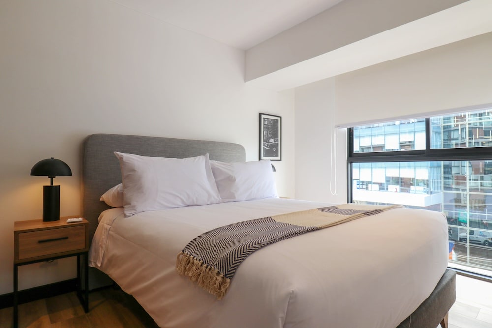 w Magnificent 2BR w Great Balcony in San Isidro