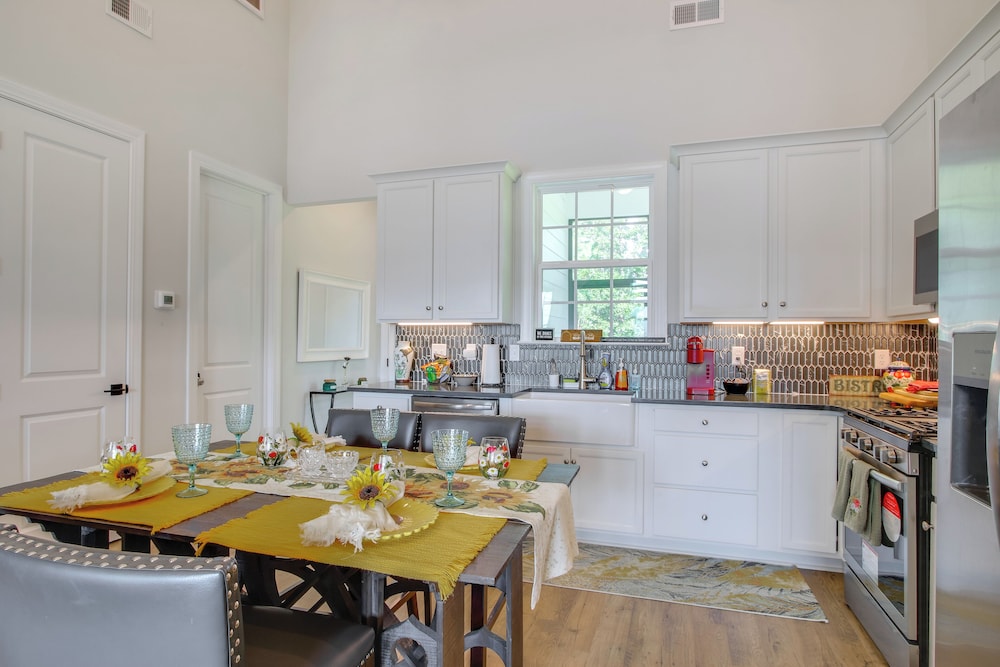 Walk to Marina: Lake Greenwood Retreat w/ Hot Tub