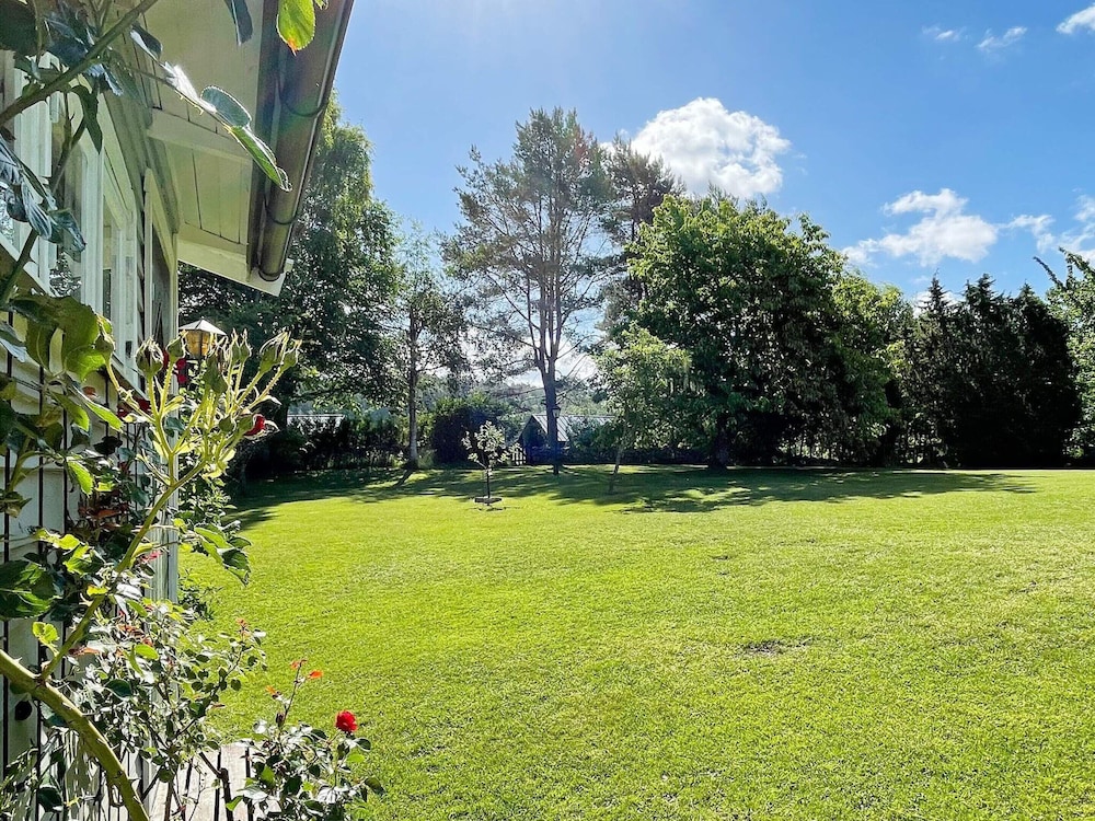 6 Person Holiday Home in Ljungskile-by Traum view 3