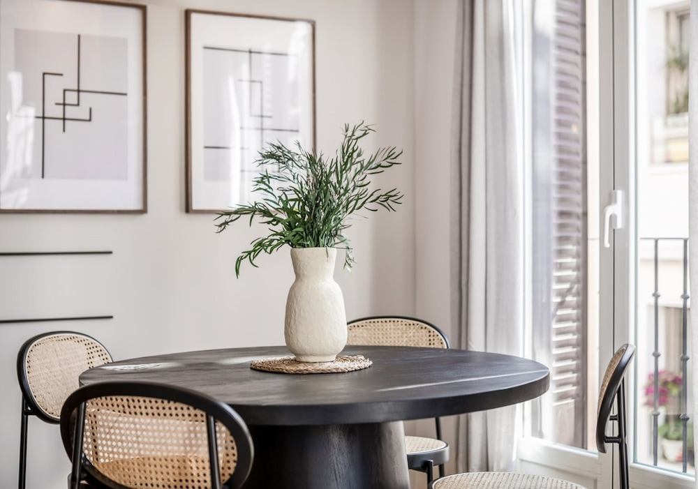 Bowie - 1 Bedroom Pool in Chueca