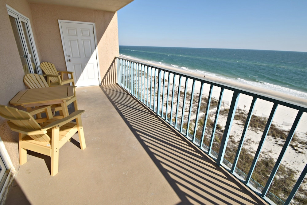 Surf Side Shores