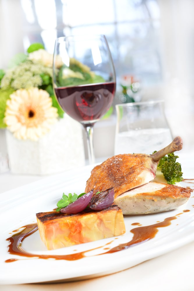 The Charles Hotel - Image 5