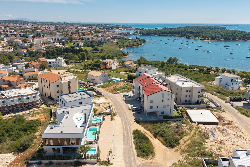 Villa Petra with Pool and Sea View