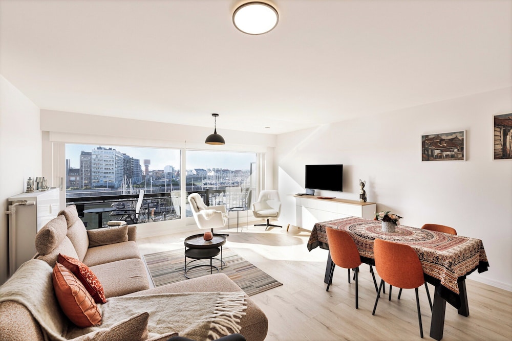 Apartment in Blankenberge Near Belgium Pier