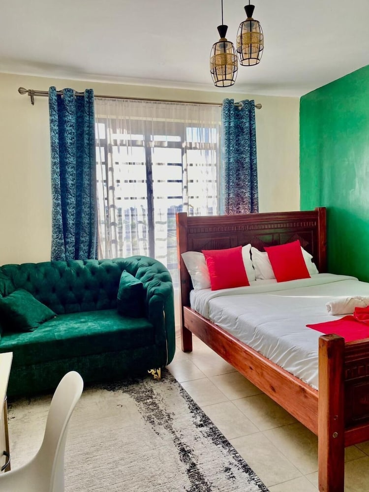 Cozy Studio in Mlolongo With City & Lake Views