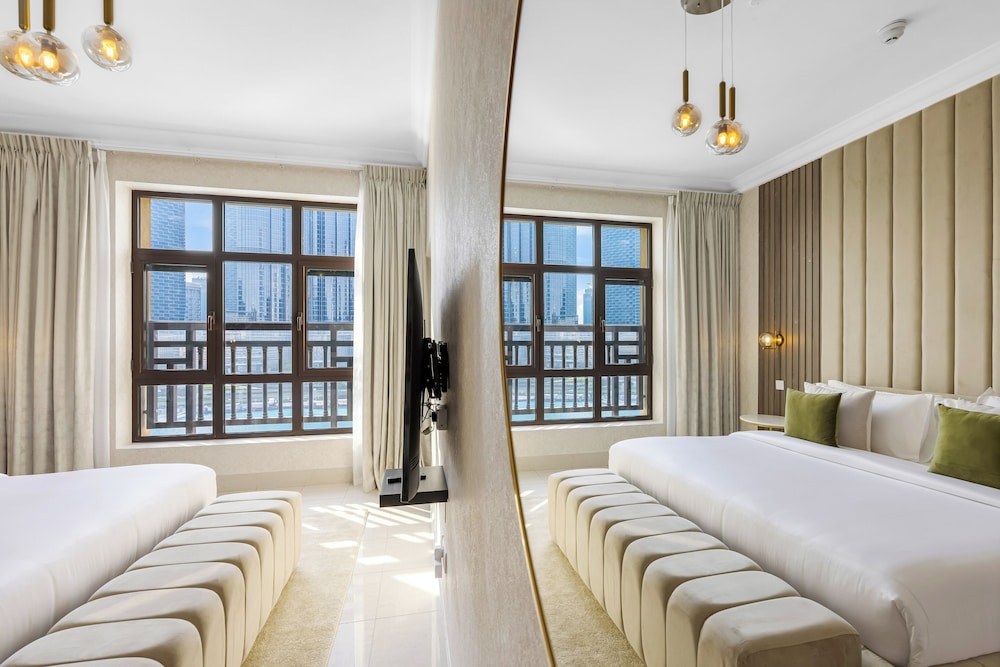 Durrani Homes - Heaven on Earth collection 5BR with panorama Burj Khalifa and fountain views