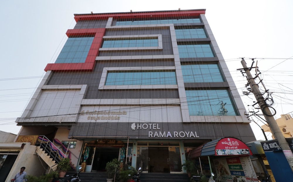OYO 29259 Hotel Rama Royal view 3