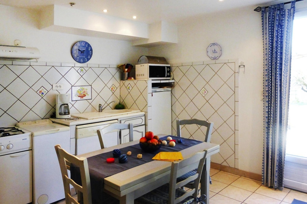 Cottage in Bellegarde Near Camargue Reserve