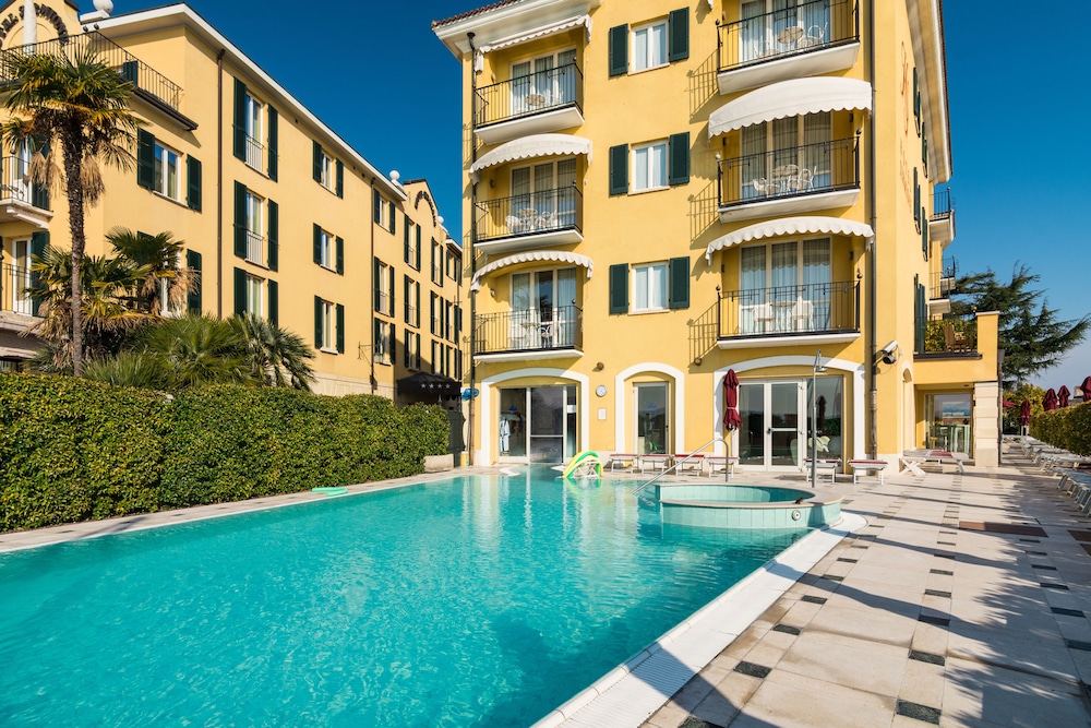 Sirmione Vacations - Hotel Sirmione e Promessi Sposi - Property Image 17